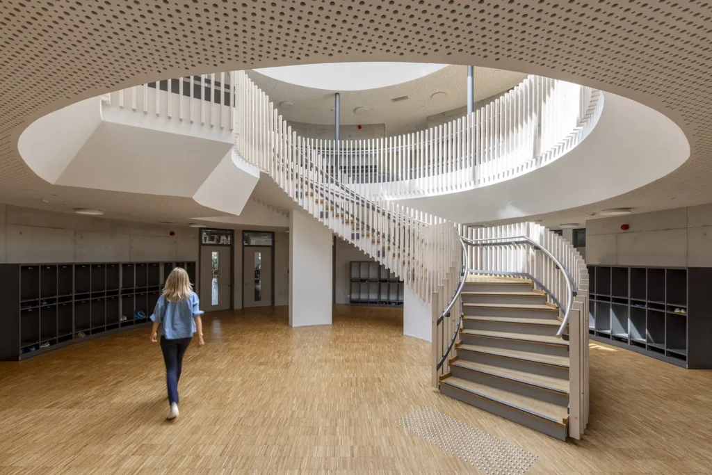 Architekt Schule Holzfassade öffentlich Holzrahmenbau Holzmassiv Architektur Nrw Borken