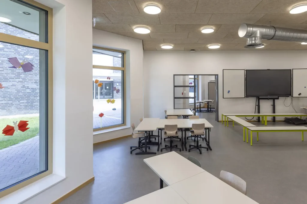 Architekt Schule Holzfassade öffentlich Holzrahmenbau Holzmassiv Architektur Nrw Borken