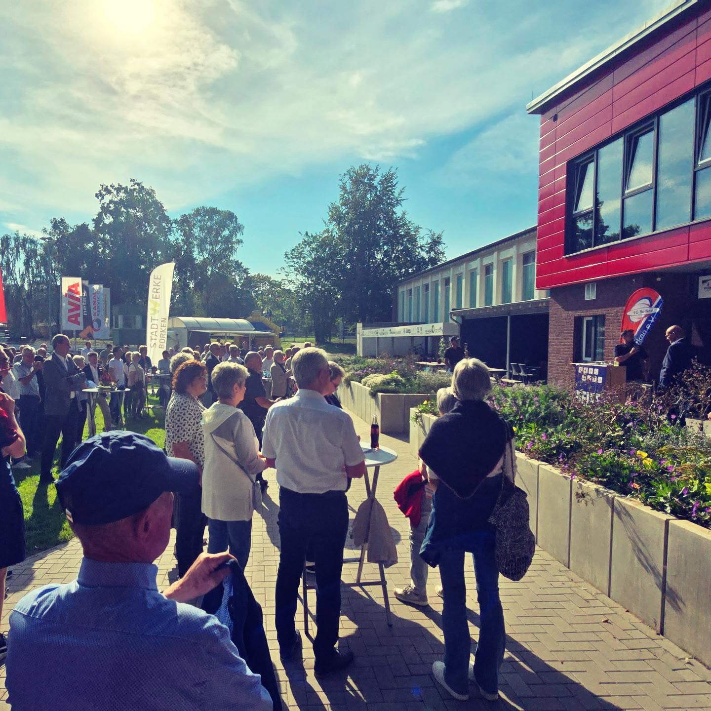 Bei bestem Wetter wurde heute der Sportpark im Trier in eingeweiht. Vielen Dank an den Verein sgborken und an die…
